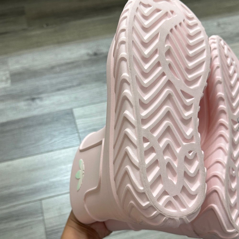Adidas Light Pink Ankle Boots - Picture 5 of 5